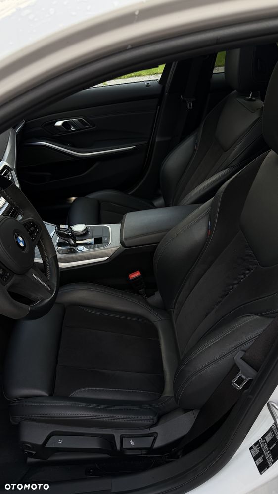 BMW Seria 3 318i - 14