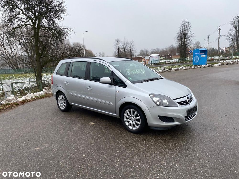 Opel Zafira - 19