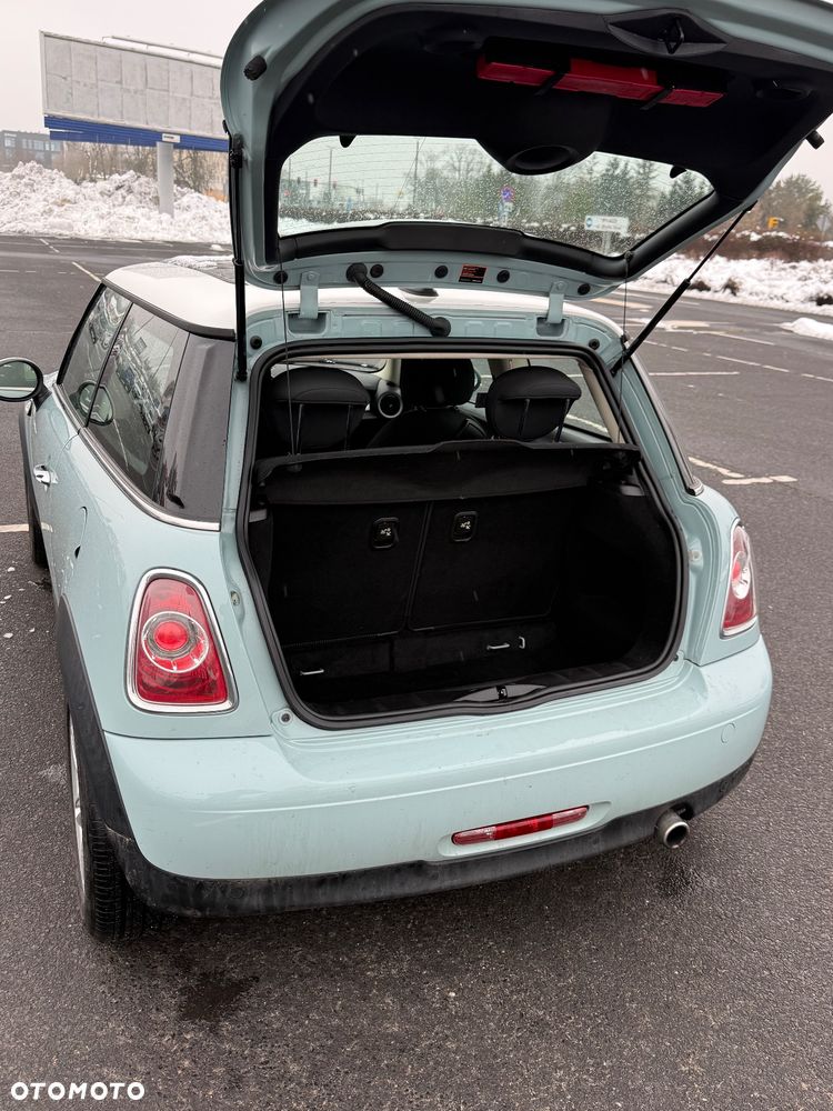 MINI Cooper Standard - 13