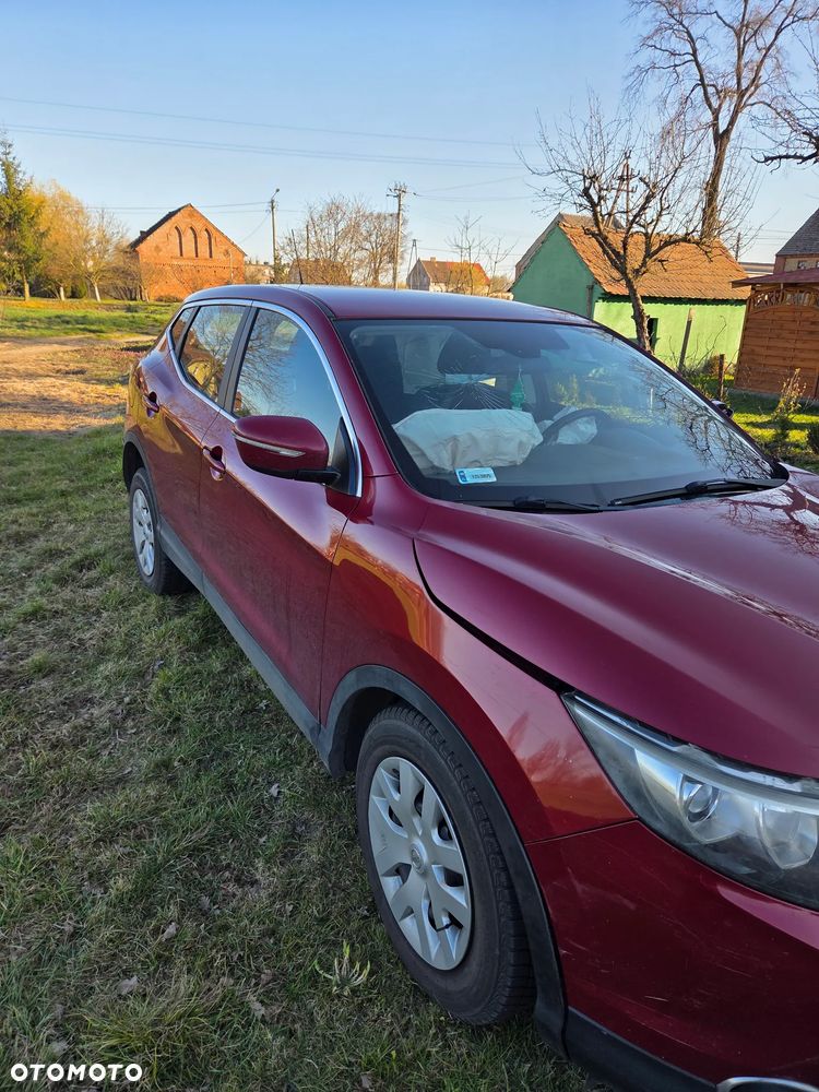 Nissan Qashqai - 1