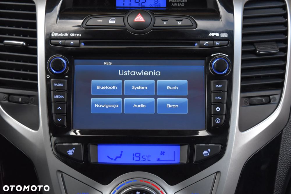 Hyundai ix20 1.4 blue YES - 28