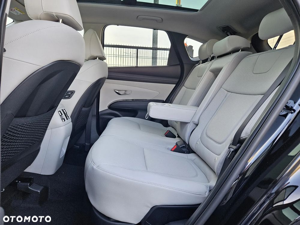 Hyundai Tucson 1.6 T-GDi HEV Platinum 2WD - 13