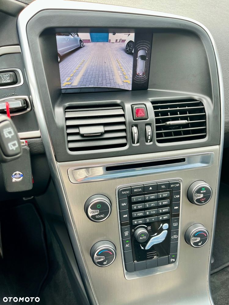 Volvo XC 60 - 40