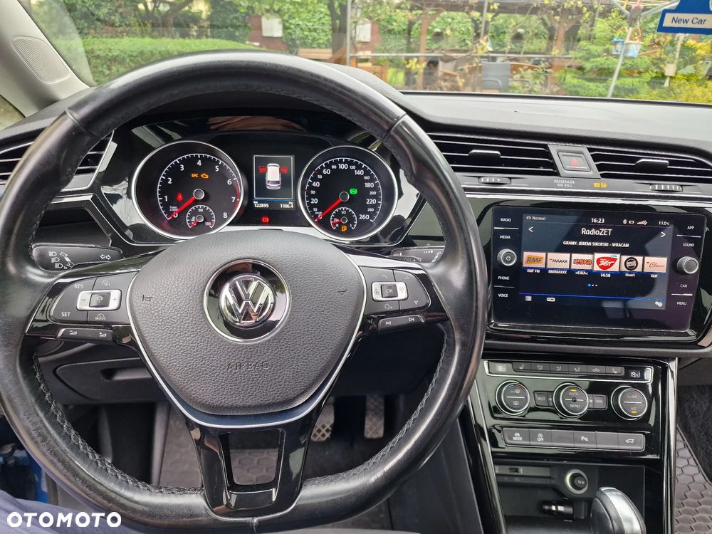 Volkswagen Touran 1.4 TSI BMT Highline DSG - 27