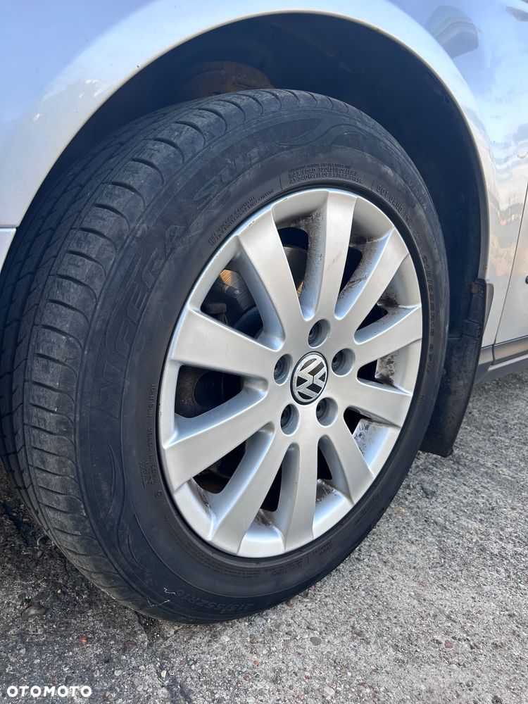 Volkswagen Passat 2.0 TDI Comfortline DSG - 18