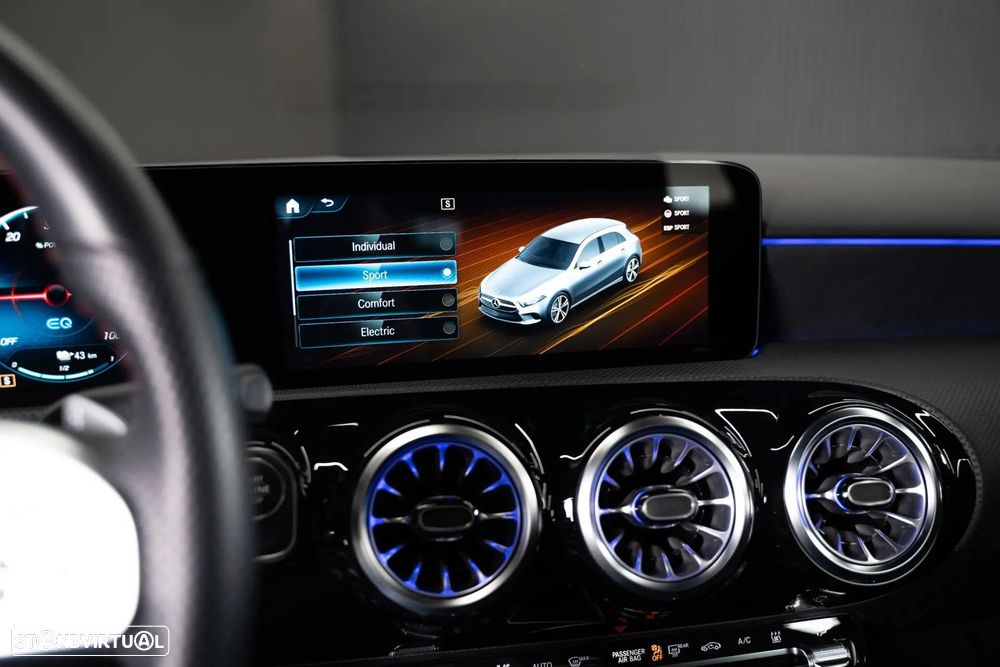 Mercedes-Benz A 250 e AMG Line - 23