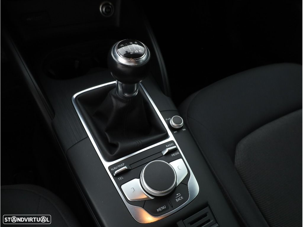 Audi A3 Sportback 30 TDI - 19