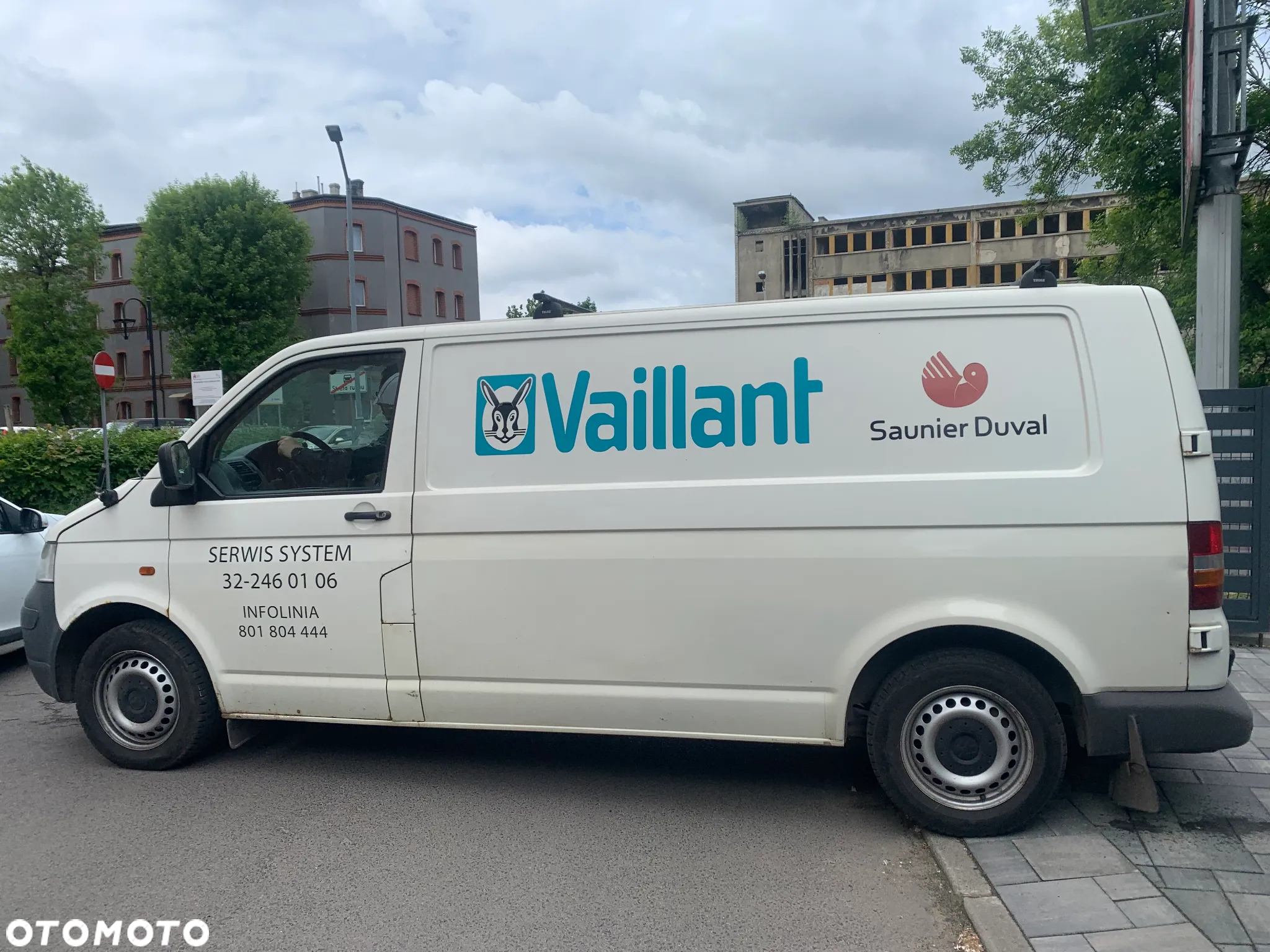 Volkswagen Transporter - 2