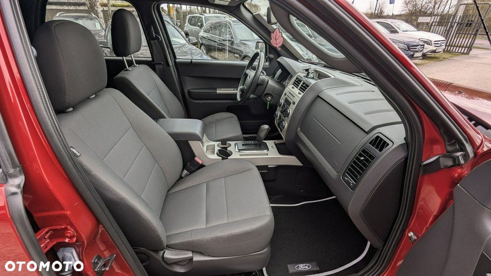 Ford Escape - 19