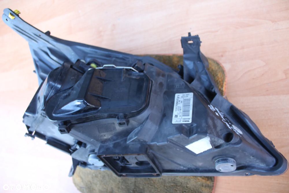 LAMPA LEWY PRZÓD PRZEDNIA LEWA JASNA BI-XENON SKRĘTNY OPEL VECTRA C SIGNUM LIFT EUROPA 13170933 IGŁA - 16