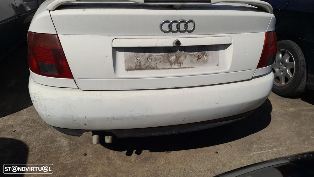 Pára-choques trás AUDI A4 (8D2, B5) - 1