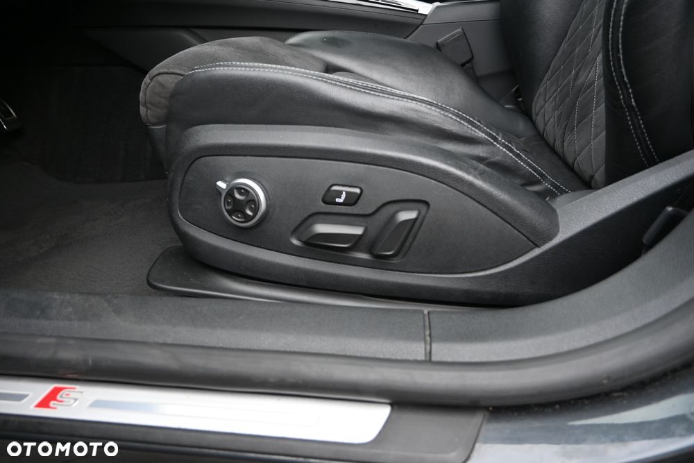 Audi A5 Sportback 35 TFSI S tronic S line - 17
