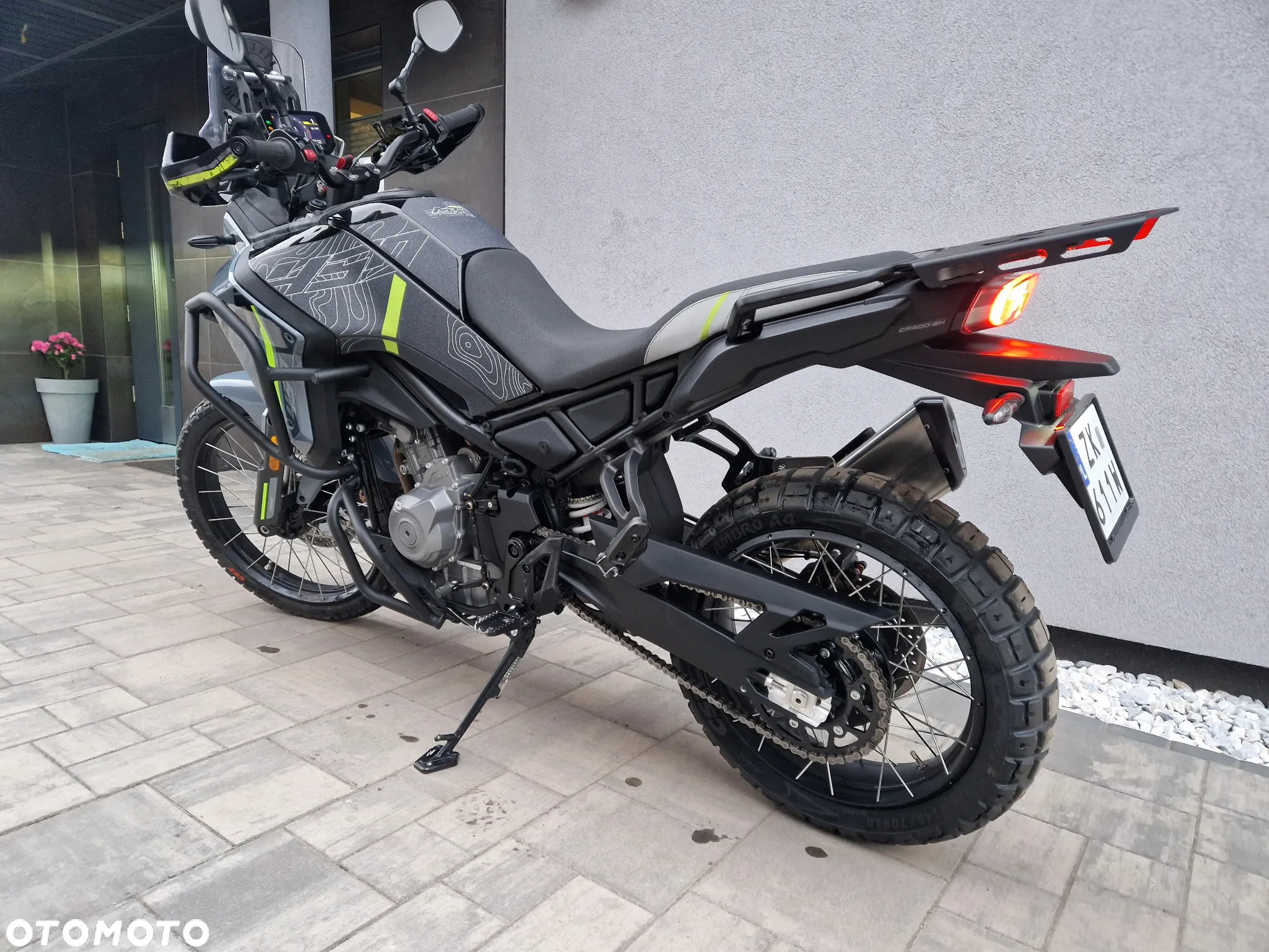 CFMoto 450MT