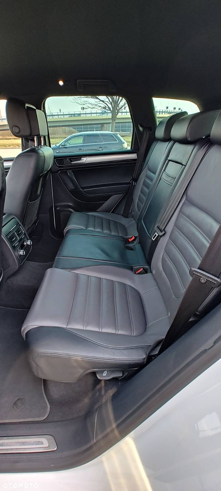 Volkswagen Touareg 3.0 V6 TDI BMT Perfectline R-Style - 14