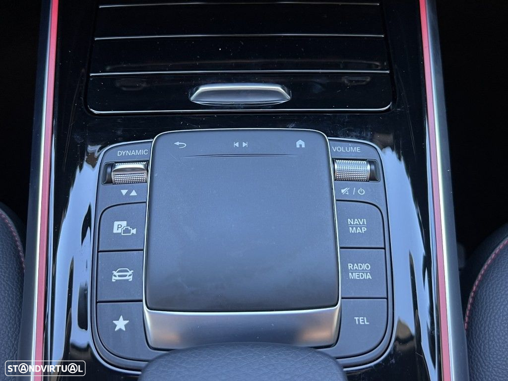 Mercedes-Benz GLB 180 d AMG Line - 16