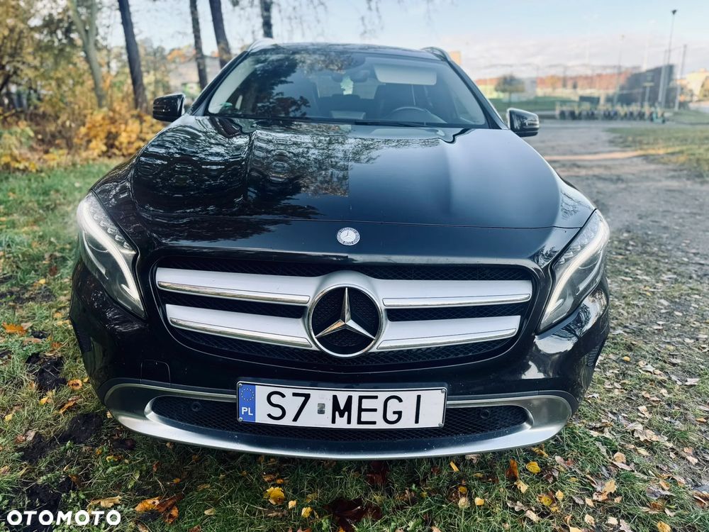 Mercedes-Benz GLA 220 CDI 7G-DCT AMG Line - 12