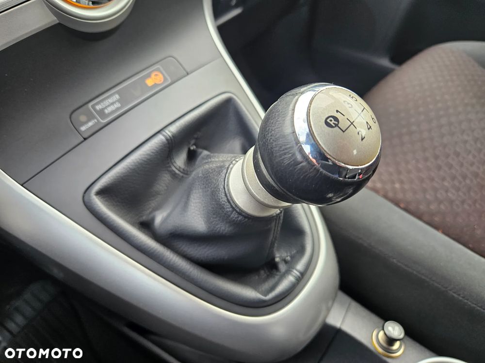 Toyota Verso 1.8 2010 7os - 25