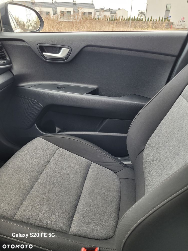 Kia Stonic 1.0 T-GDI L Business Line DCT - 10