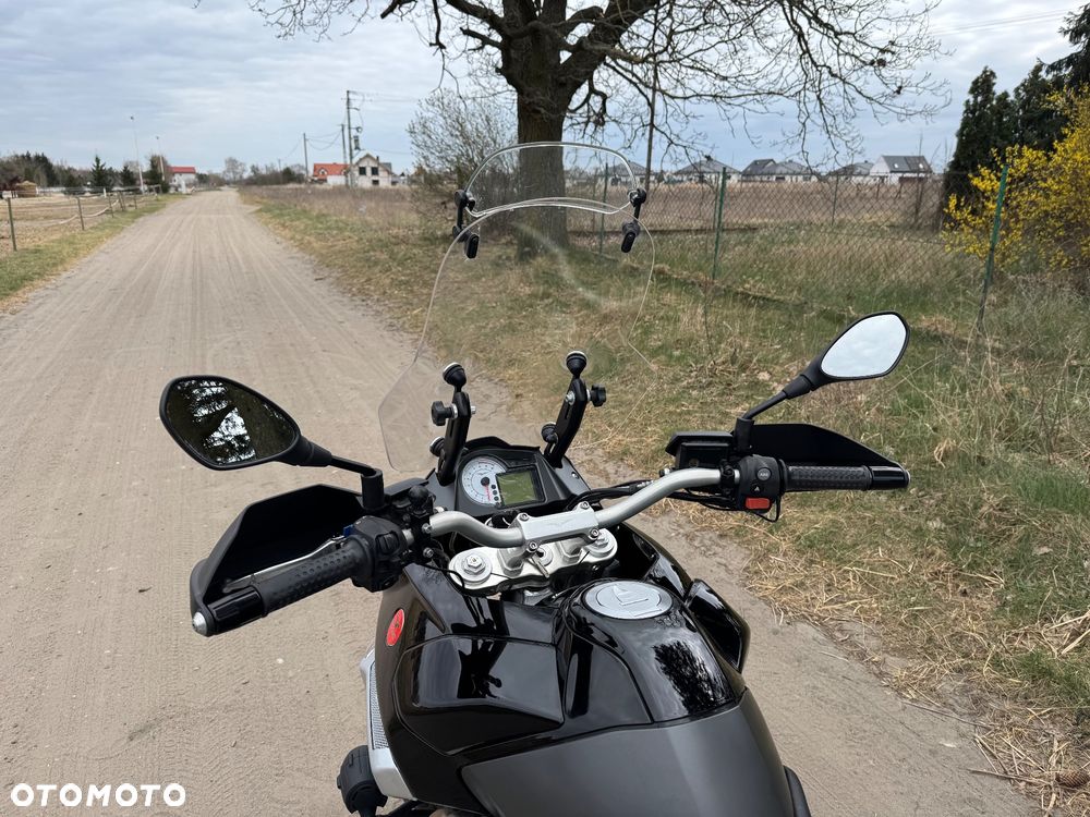 Moto Guzzi Stelvio - 20