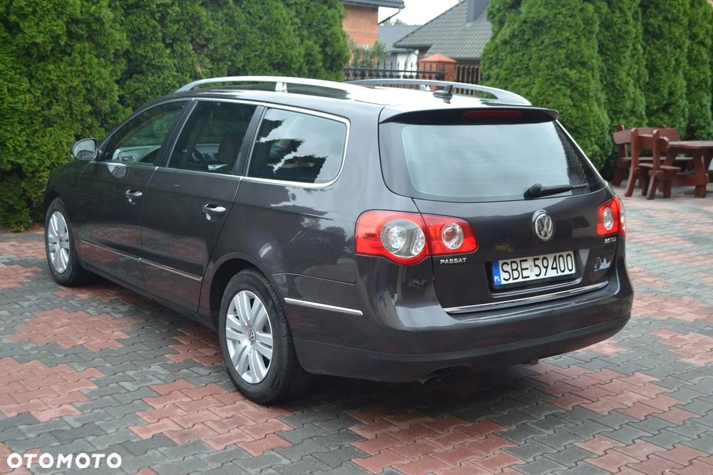 Volkswagen Passat Variant 2.0 TDI Highline - 8
