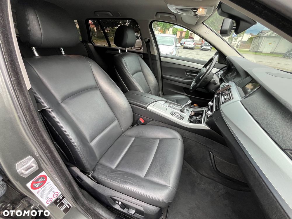 BMW Seria 5 520d xDrive - 19