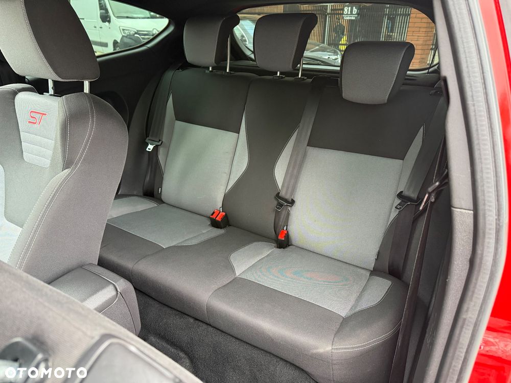 Ford Fiesta 1.6 EcoBoost ST - 25