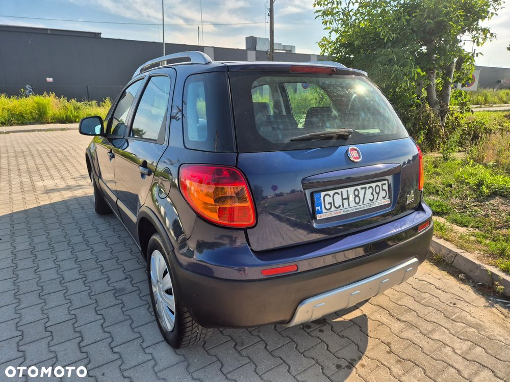 Fiat Sedici - 11