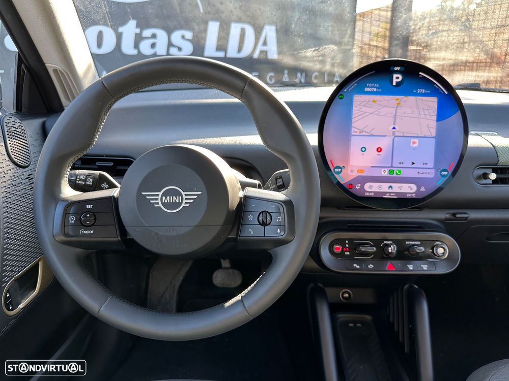 MINI 3 Portas Cooper E Essential - 11