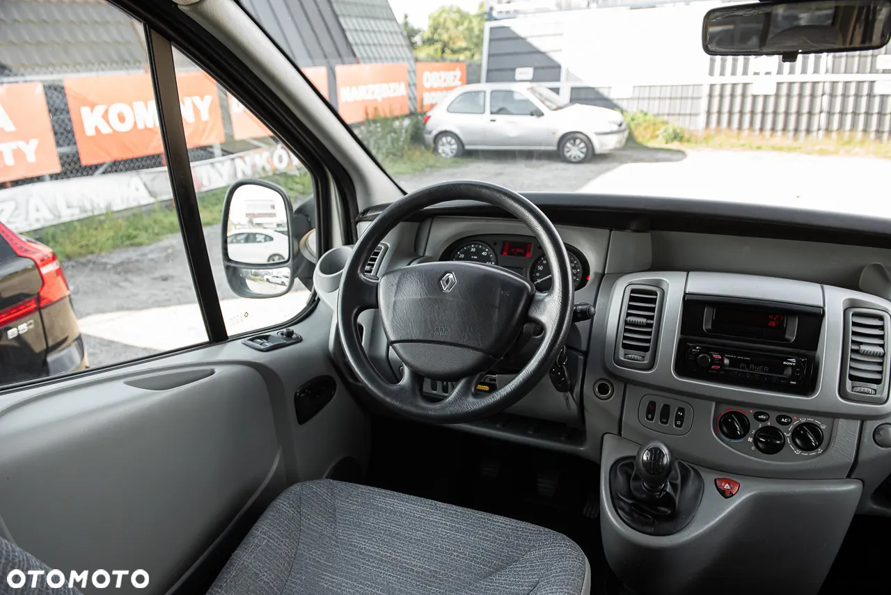 Renault Trafic - 19
