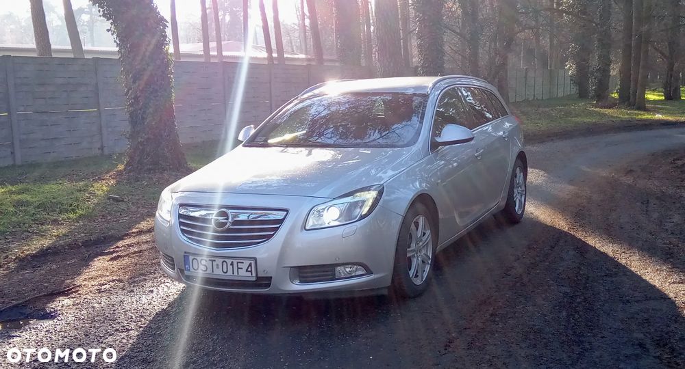 Opel Insignia 2.0 CDTI - 9