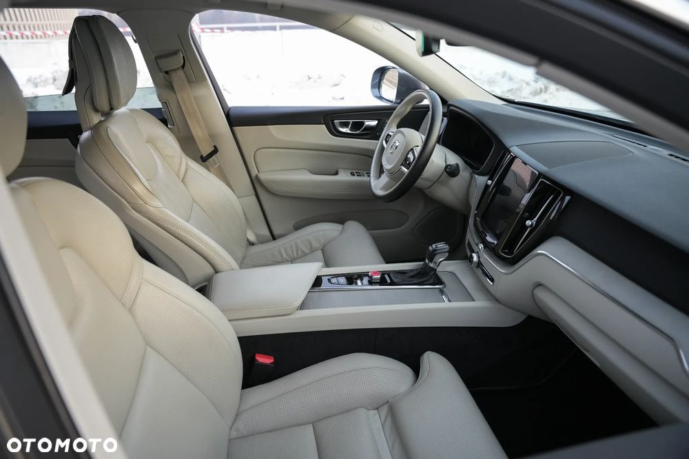 Volvo XC 60 T6 AWD Inscription - 14