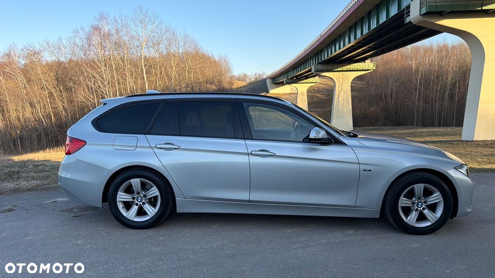 BMW Seria 3 - 33