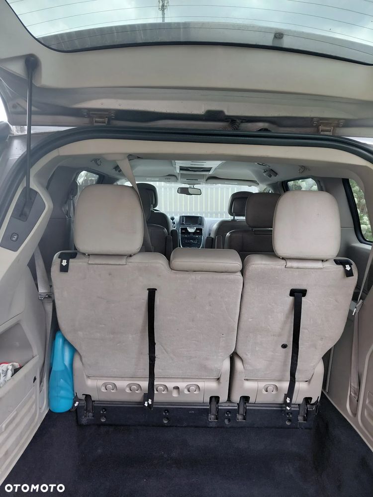 Chrysler Town & Country 3.6 Touring - 17