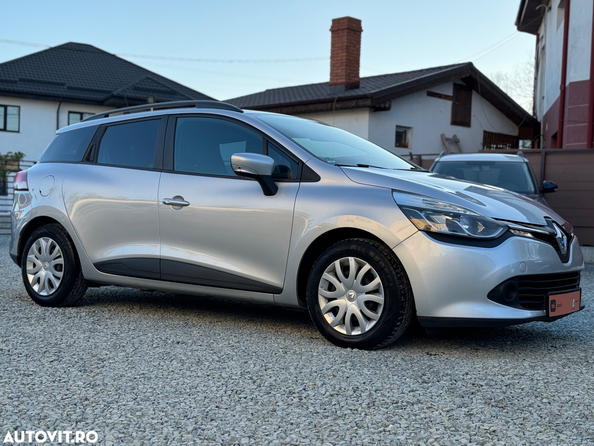 Renault Clio (Energy) dCi 90 Bose Edition - 28