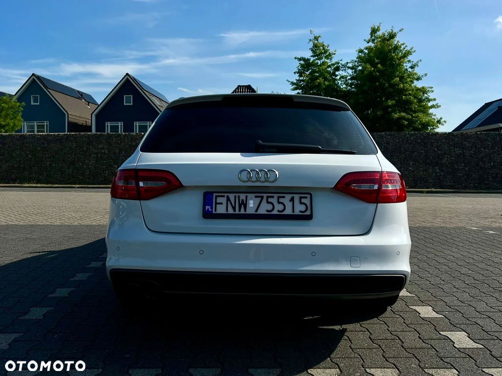 Audi A4 Avant 2.0 TDI DPF multitronic S line Sportpaket - 7