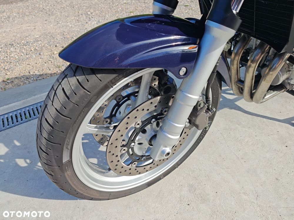 Yamaha FZ6 - 16
