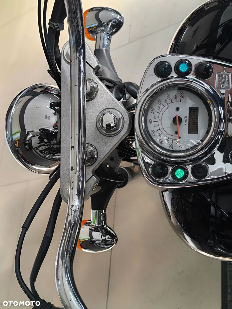 Honda Shadow - 12