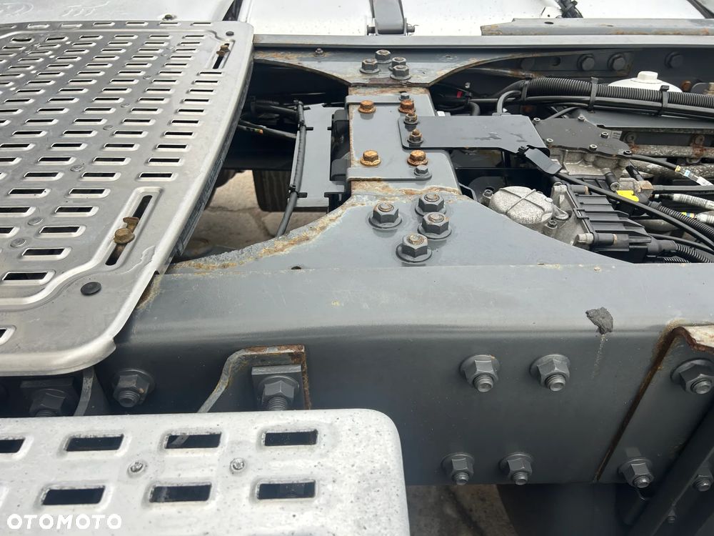 DAF XF 106 480 MEGA / NOWY VTG i KLOCKI ZMIENIONE W DBK / DO WGLĄDU FAKTURA / LOW DECK / POLSKI SALON / TYLKO 553 613 KM PRZEBIEGU / ŚREDNIE SPALANIE 26.5 L !! - 13