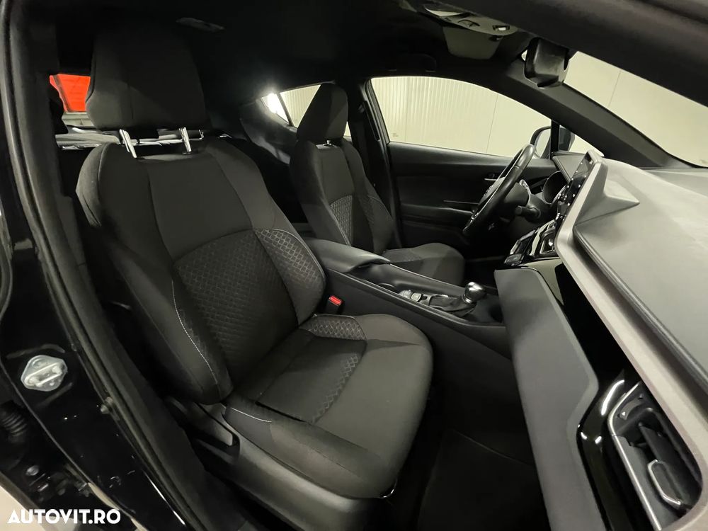 Toyota C-HR Business-Edition - 11