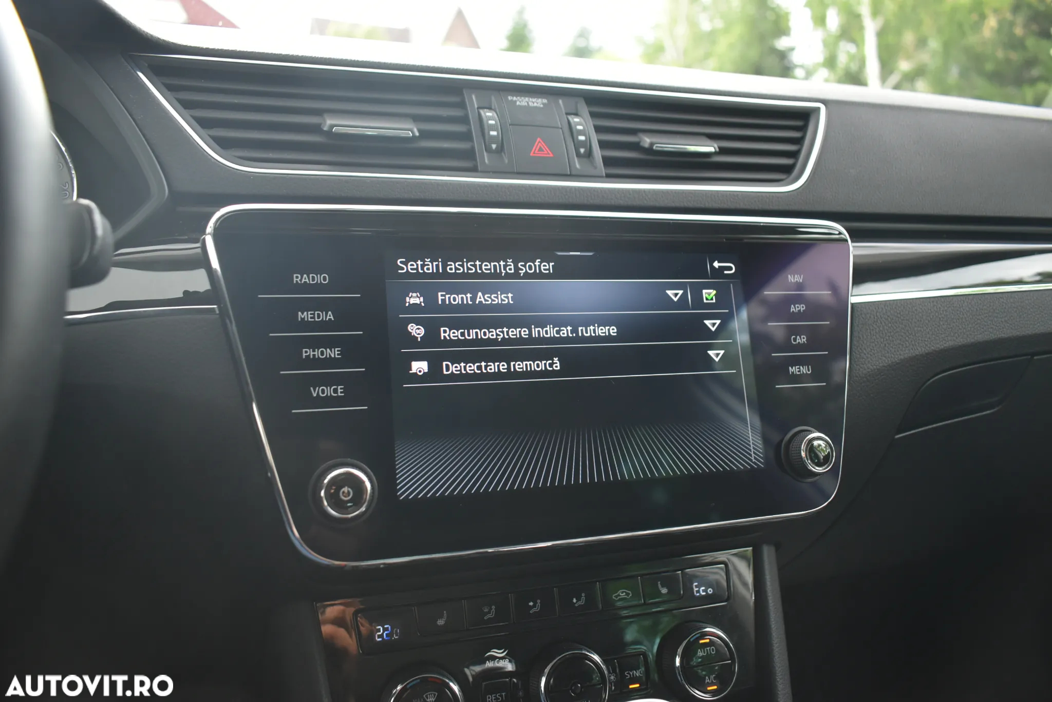 Skoda Superb Combi 1.4 TSI iV DSG L&K - 25