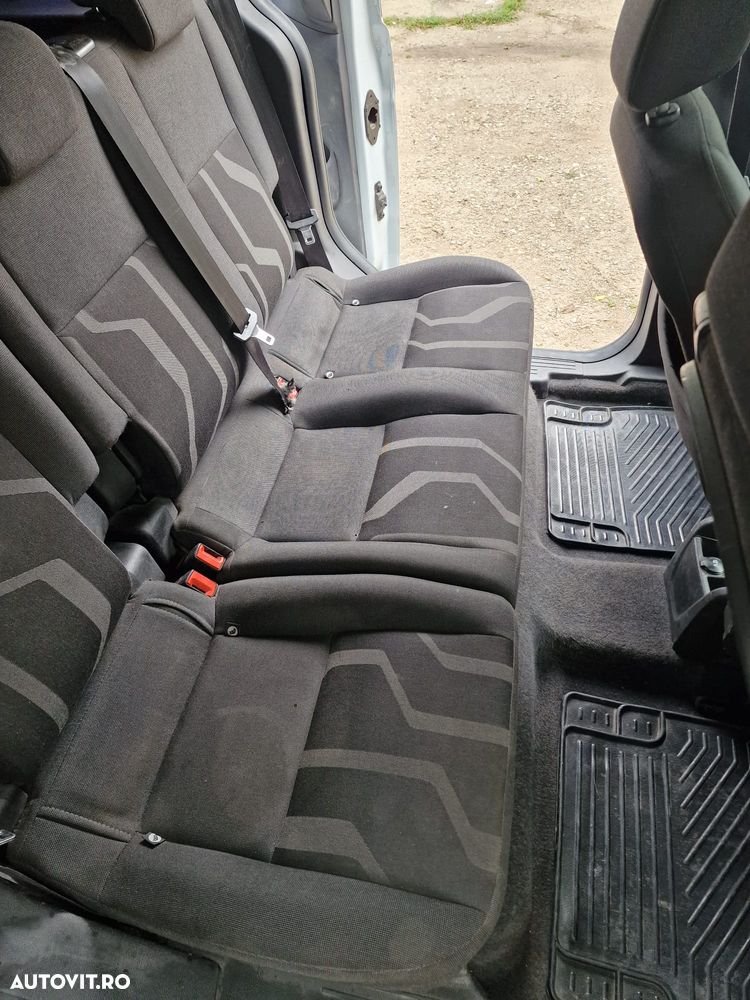 Ford Tourneo Connect 1.5 TDCi SWB (L1) Trend - 10