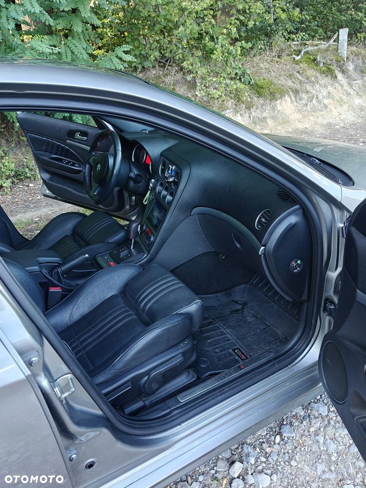 Alfa Romeo 159 1.9JTDM Q-ti - 13