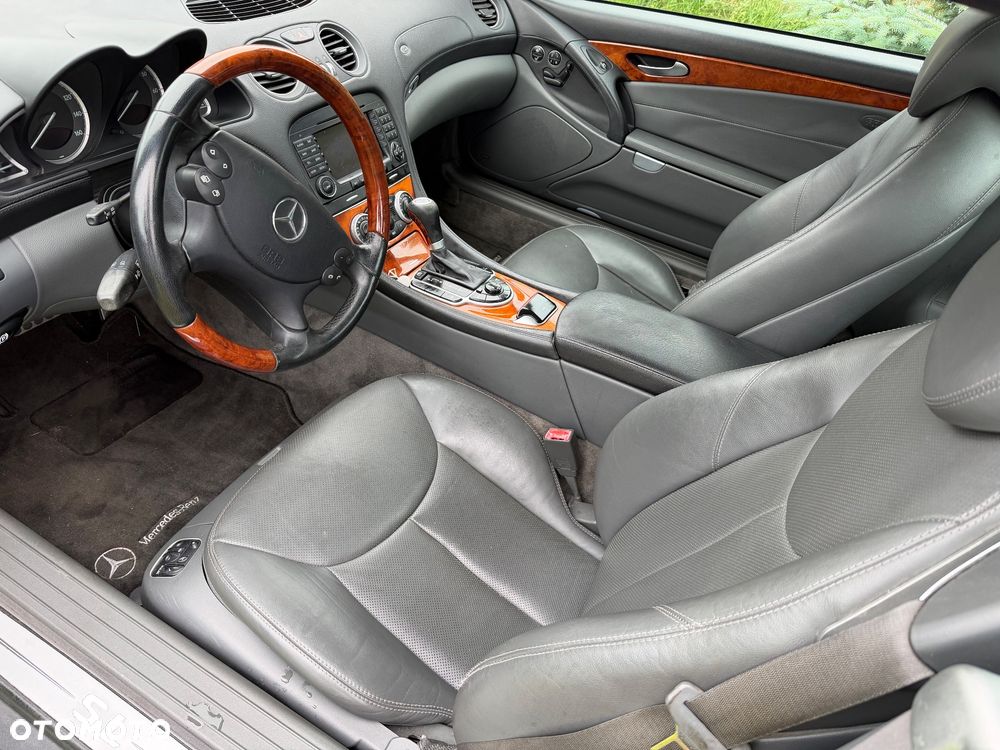 Mercedes-Benz SL 500 - 22