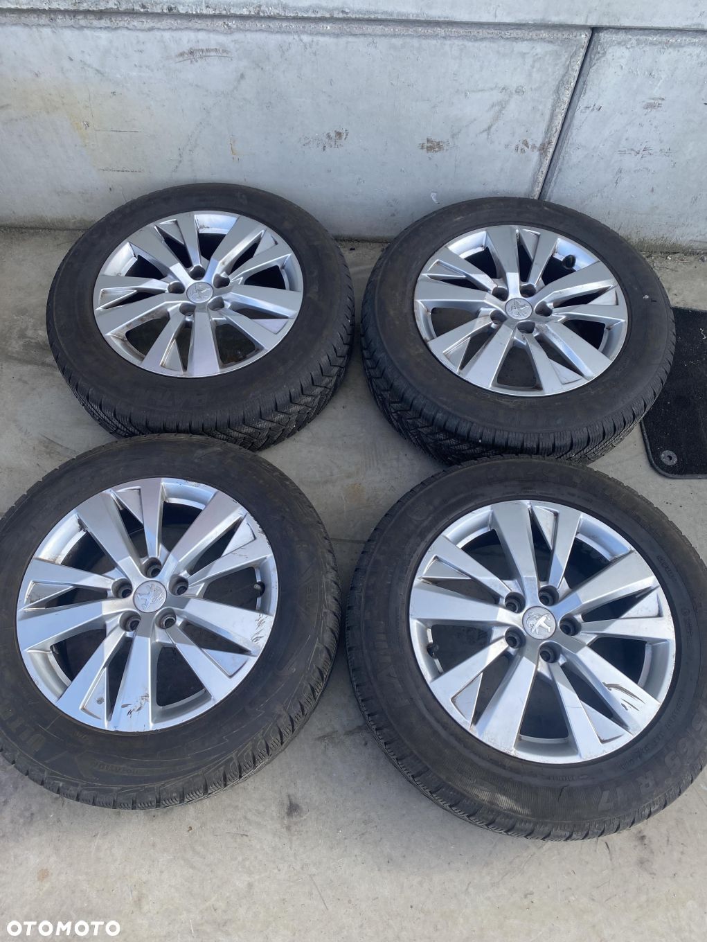 Peugeot 3008 II felgi aluminiowe 7Jx17" 5x108 ET42 9809687177 - 1