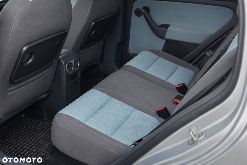 Volkswagen Golf Plus - 6