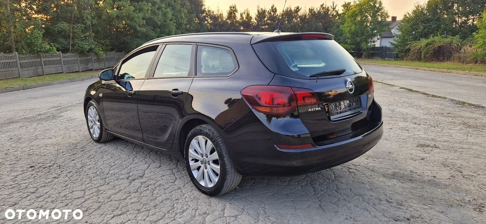 Opel Astra IV 1.7 CDTI Cosmo - 5