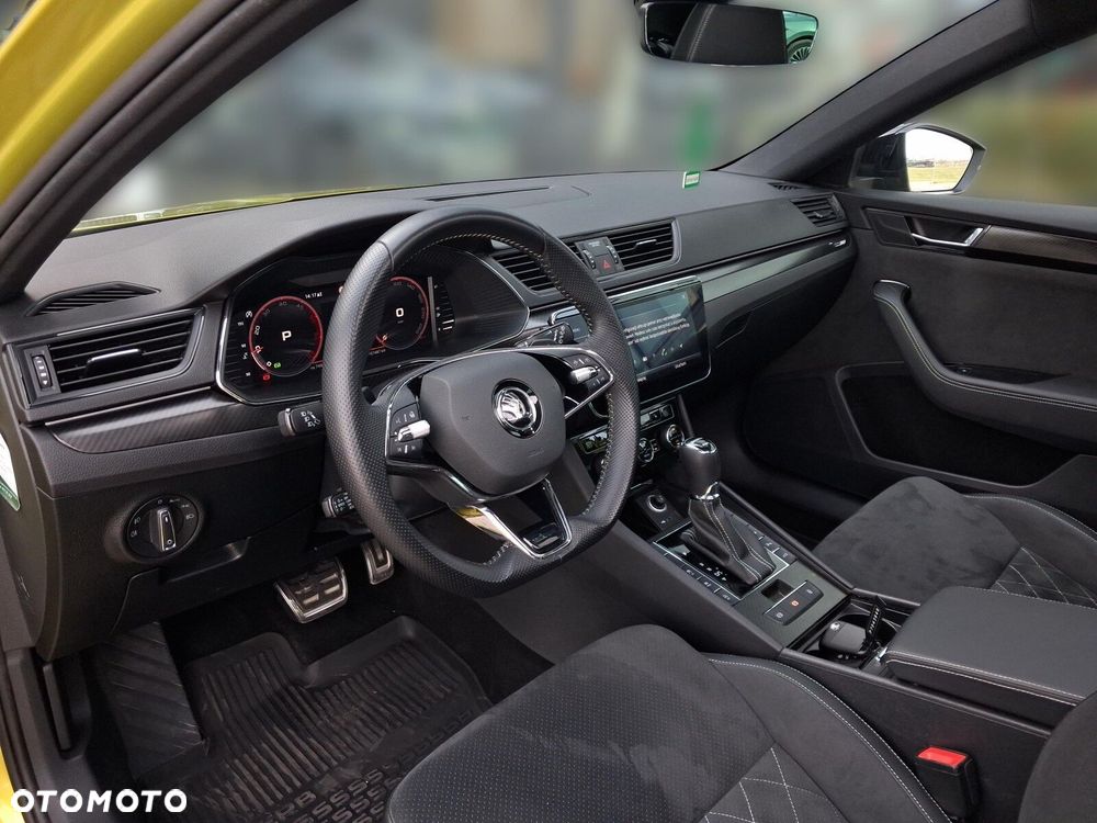 Skoda Superb 2.0 TDI SCR 4x4 Sportline DSG - 12