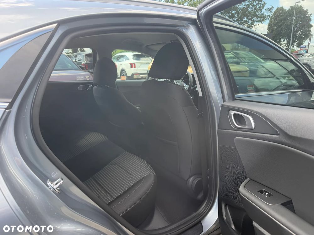 Kia XCeed 1.6 T-GDI M DCT - 11