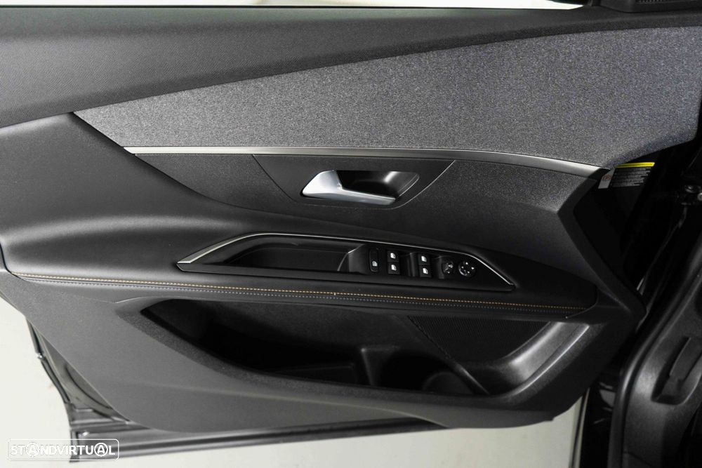 Peugeot 3008 1.6 Hybrid Allure e-EAT8 - 20