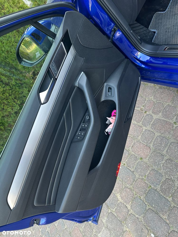 Volkswagen Passat - 15